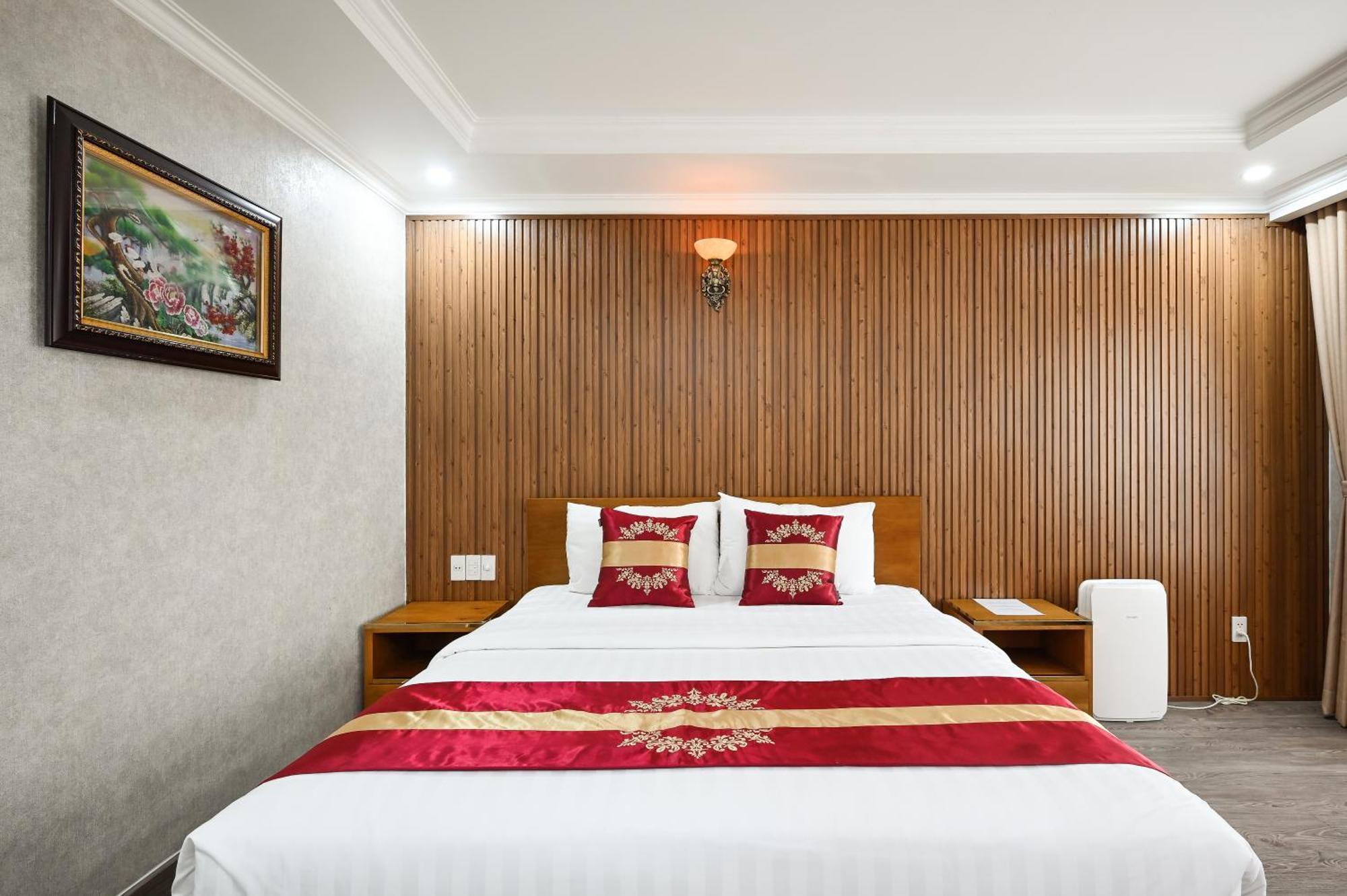 The River Park Hotel Хошимин Экстерьер фото