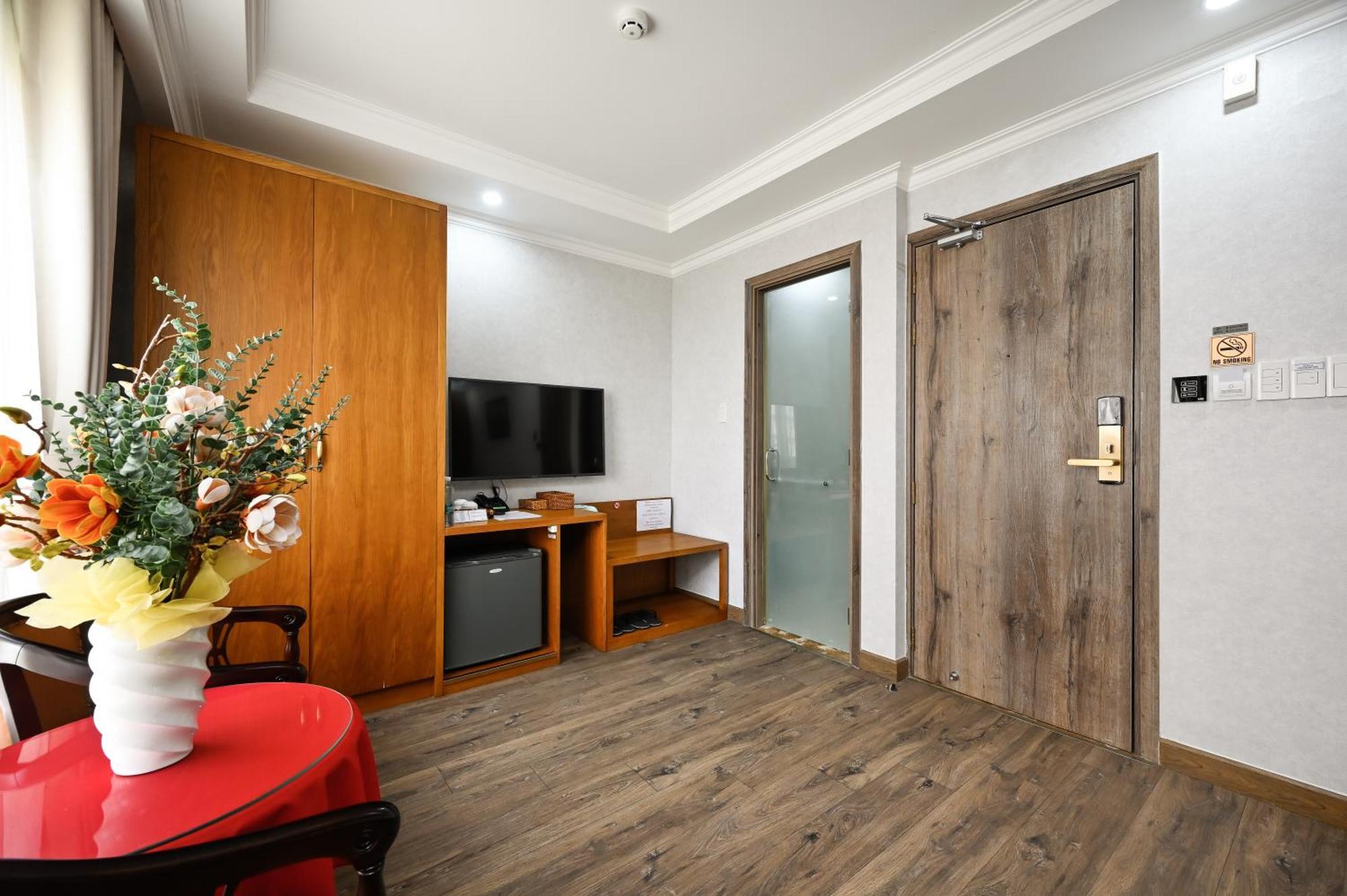 The River Park Hotel Хошимин Экстерьер фото